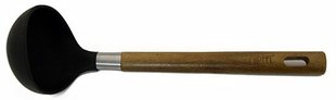 GIPFEL Ополоник TRETER 29см з дерев`яною ручкою. Матеріал: силікон, акація, нерж.сталь 2166 GIPFEL